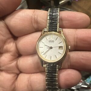 Working Vintage Seiko 24MM Womens Watch‎ Quartz Gold Tone Date Fit 6.5mm Rare